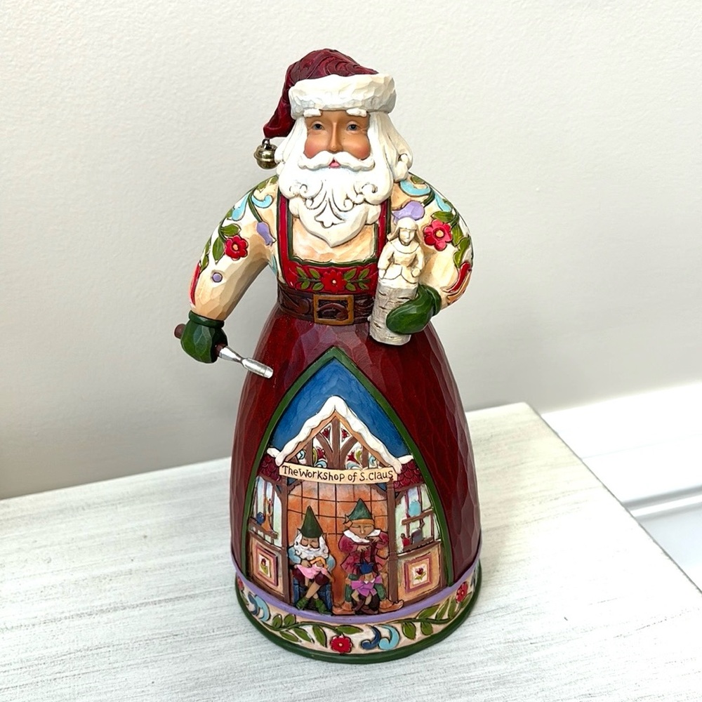 Jim Shore Santa. “Handcrafted Holiday” 2011. Like new.
